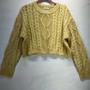 Lush Crop Cable Knit Chunky Sweater Women M Wool Blend Pale Yellow Costal Cozy